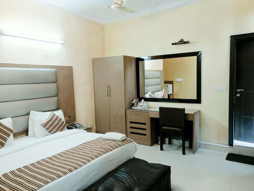 Hotel Pk Residency Noida Exteriör bild